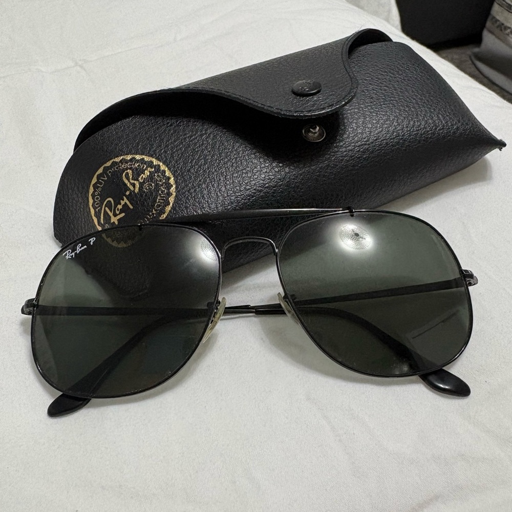 Ray-Ban Black Aviator Sunglasses